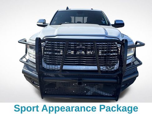 Used 2022 RAM 2500 Laramie AWD/4WD image 10