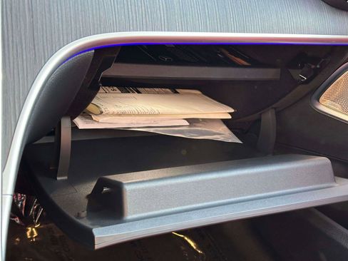 Used 2025 Mercedes-Benz C 300 4MATIC Sedan image 26