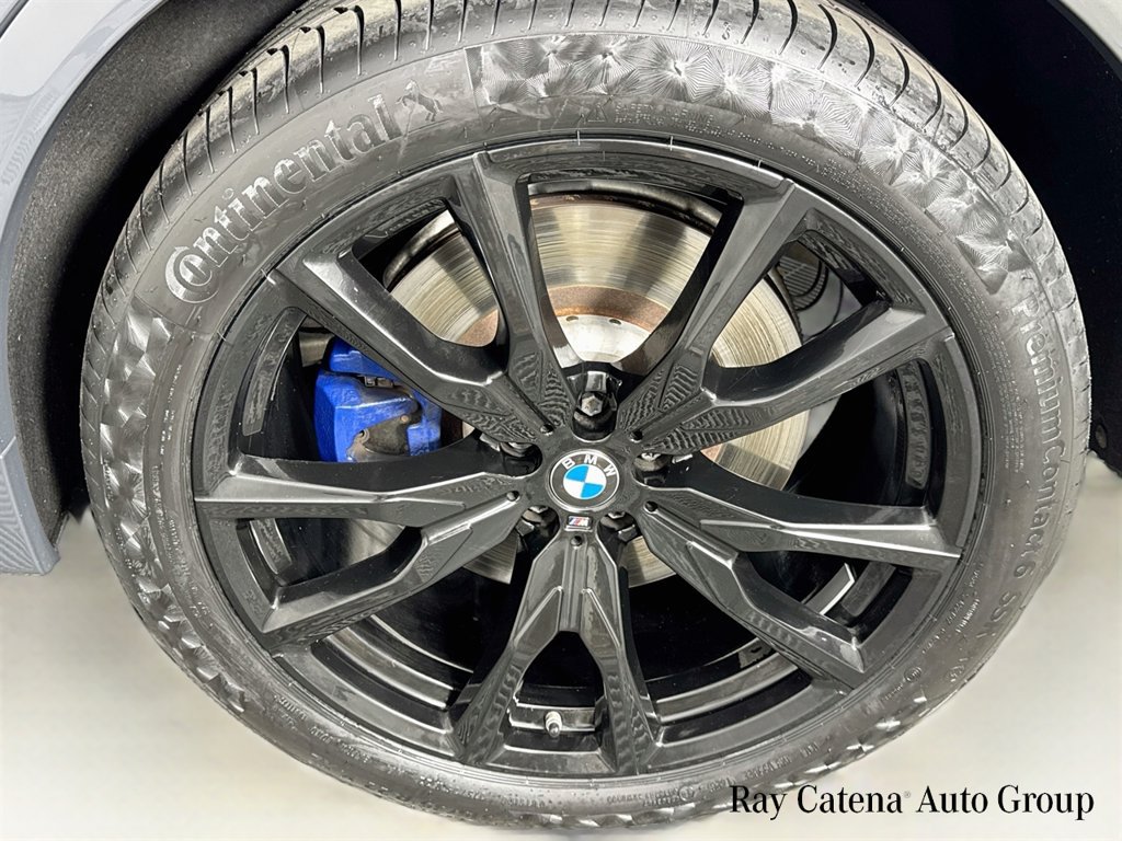 Used 2025 BMW X7 M60i AWD/4WD image 34