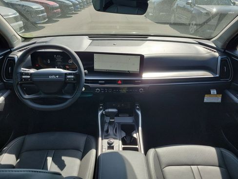 New 2026 Kia Sorento EX FWD image 18