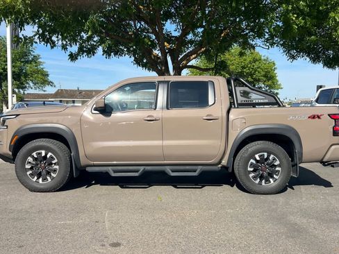 Used 2023 Nissan Frontier PRO-4X w/ Technology Package image 6