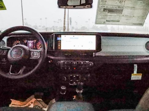 New 2026 Jeep Gladiator Sport image 15