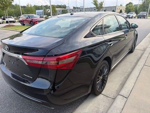 Used 2016 Toyota Avalon Touring FWD image 5