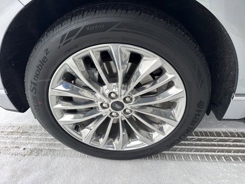 Certified 2024 Ford Edge Titanium w/ Titanium Elite Package image 18