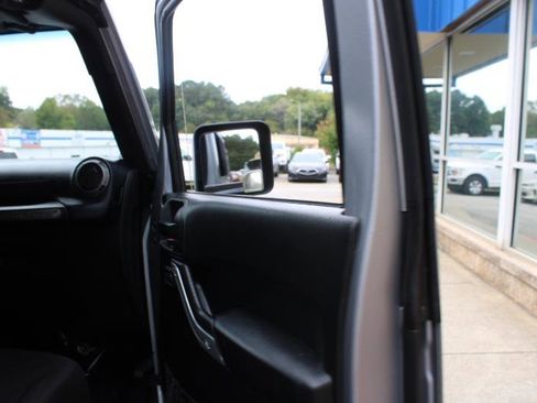 Used 2015 Jeep Wrangler Unlimited Sport w/ Quick Order Package 24S image 21