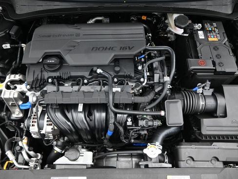 New 2026 Hyundai Elantra SE image 30