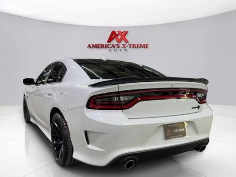 Used 2019 Dodge Charger SRT Hellcat w/ Harman/Kardon Audio Group RWD image 5