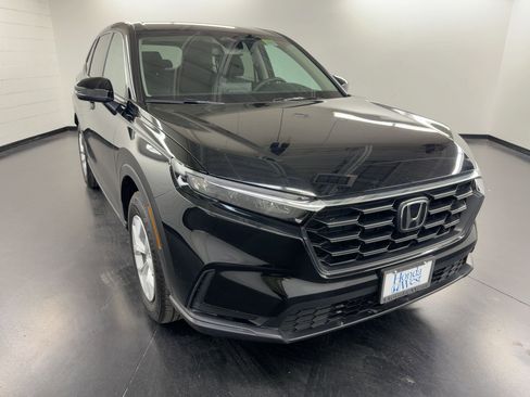Used 2025 Honda CR-V LX image 7