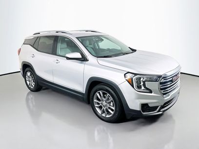 Used 2022 GMC Terrain SLT w/ Infotainment Package II