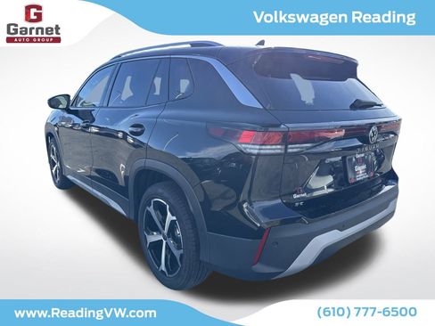 New 2026 Volkswagen Tiguan SE image 3