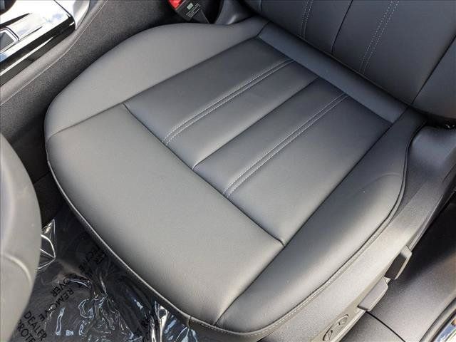 Used 2025 Audi Q5 Premium AWD/4WD image 4