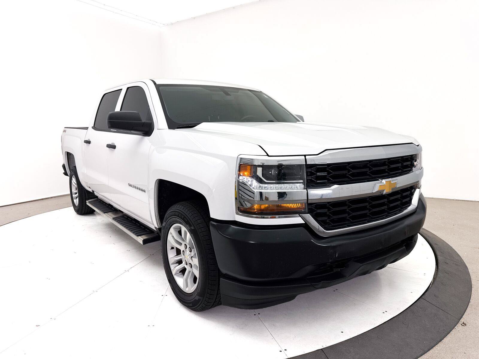 Used 2018 Chevrolet Silverado 1500 W/T w/ WT Fleet Convenience Package AWD/4WD image 1