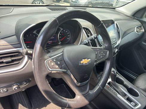 Used 2019 Chevrolet Equinox Premier FWD image 12