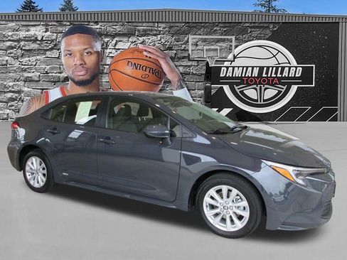 Used 2023 Toyota Corolla LE w/ LE Premium Package AWD/4WD image 1
