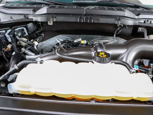 Used 2023 Ford F150 Lariat w/ Equipment Group 502A High image 33