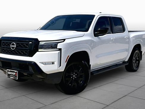 Used 2023 Nissan Frontier SV w/ Midnight Edition Package RWD image 1