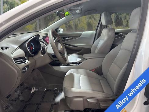 Used 2022 Chevrolet Malibu LS FWD image 9