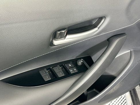 Used 2023 Toyota Corolla SE image 17