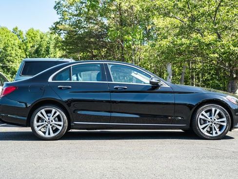 Used 2019 Mercedes-Benz C 300 4MATIC Sedan w/ Multimedia Package image 4