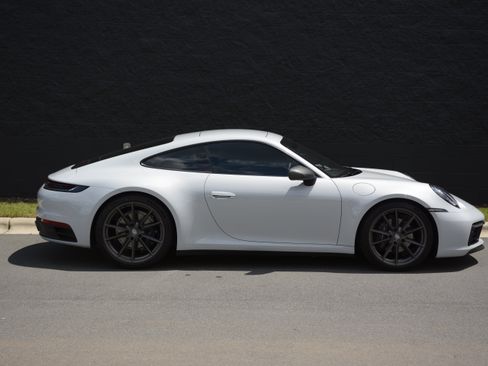 Certified 2024 Porsche 911 Carrera T RWD image 8