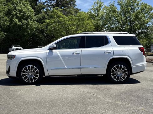 Used 2023 GMC Acadia Denali w/ Denali Ultimate Package AWD/4WD image 29