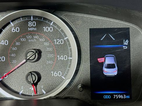 Used 2020 Toyota Corolla SE image 15