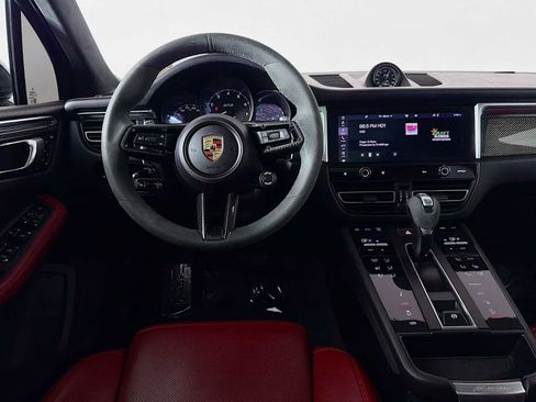 Used 2024 Porsche Macan GTS image 22