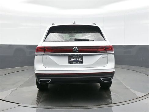 New 2026 Volkswagen Atlas SE image 6