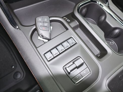 New 2026 GMC Sierra 3500 AT4 w/ AT4 Premium Plus Package image 24