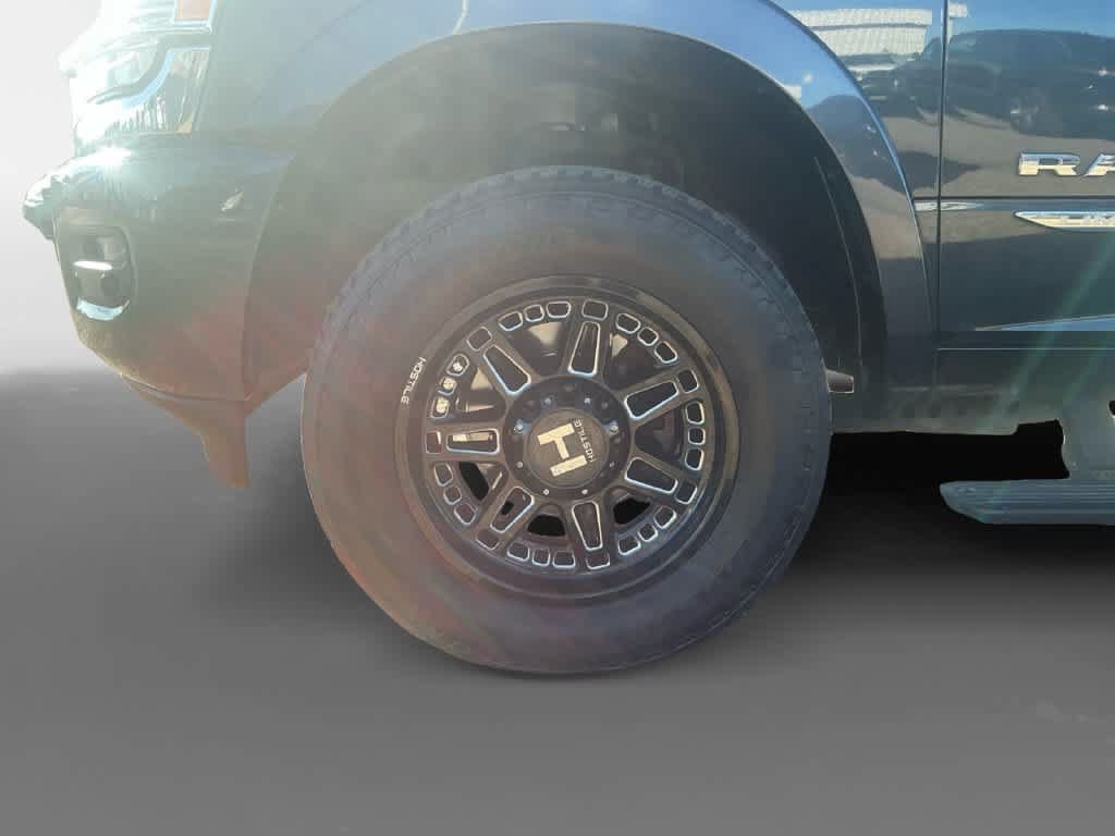 Used 2019 RAM 3500 Limited AWD/4WD image 14