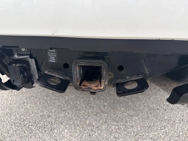 Used 2020 Nissan Armada Platinum RWD image 13