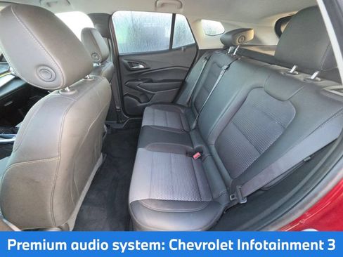 Used 2024 Chevrolet Trax LT FWD image 11