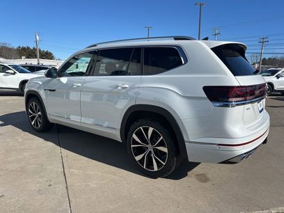 New 2026 Volkswagen Atlas SEL Premium R-Line