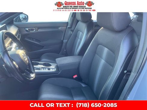 Used 2025 Honda Civic Sport image 10