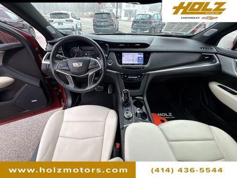 Certified 2023 Cadillac XT5 Sportv w/ LPO, Floor Liner Package AWD/4WD image 22