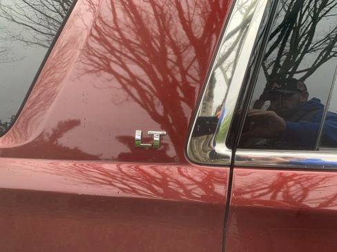 Used 2017 Chevrolet Tahoe LT w/ Luxury Package image 8