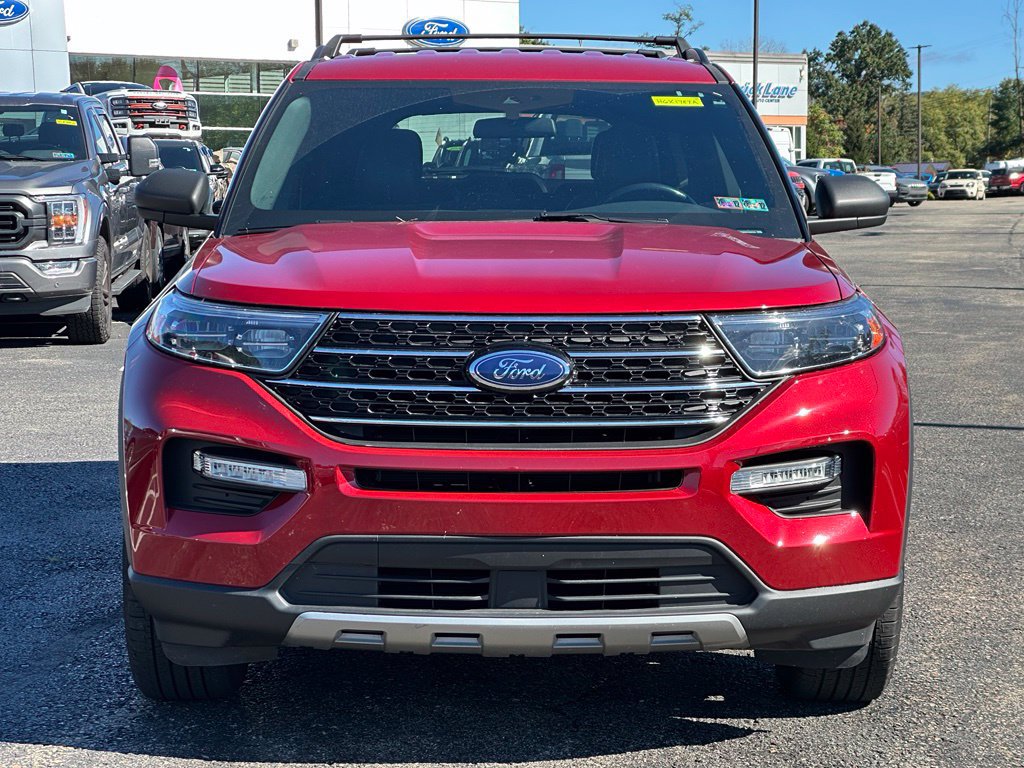 Used 2020 Ford Explorer XLT w/ Equipment Group 202A AWD/4WD image 22