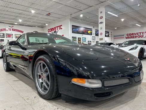 Used 2001 Chevrolet Corvette Z06 w/ Memory Pkg RWD image 5
