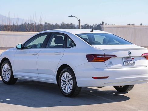 Used 2019 Volkswagen Jetta S w/ Driver Assistance Package image 7