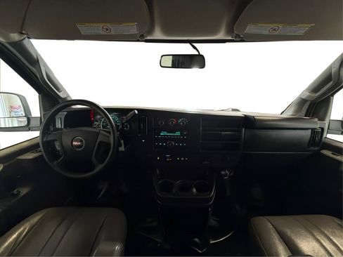 Used 2018 GMC Savana 2500 w/ Driver Convenience Package RWD image 24
