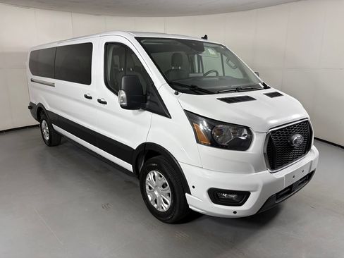 Used 2024 Ford Transit 350 XLT RWD image 2