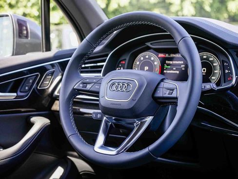 New 2026 Audi Q7 3.0T Premium Plus AWD/4WD image 15