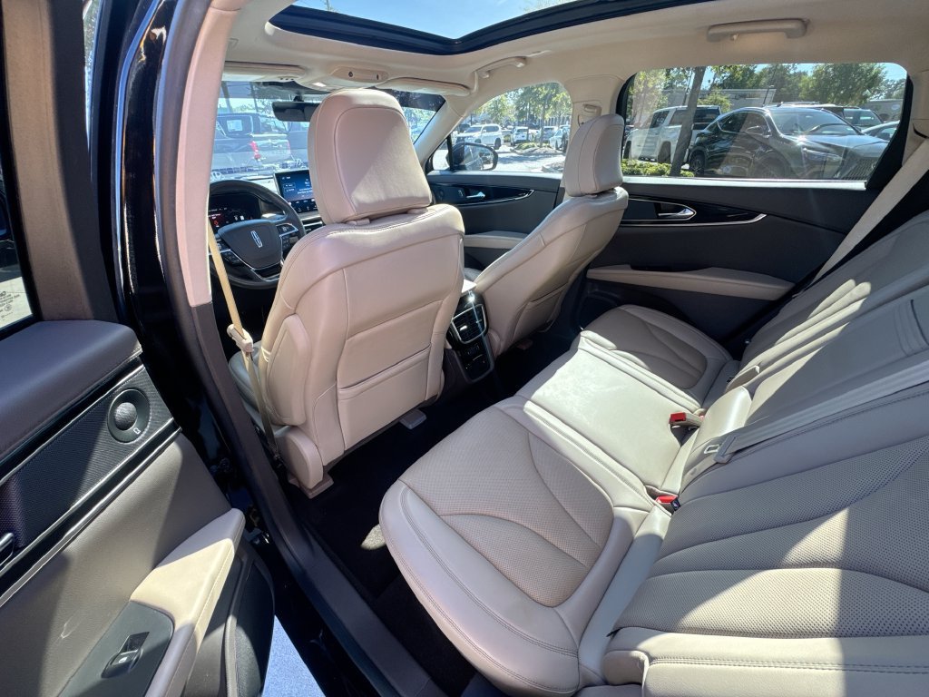 Used 2022 Lincoln Nautilus Reserve w/ Equipment Group 201A AWD/4WD image 31