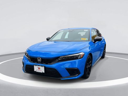 Used 2022 Honda Civic Sport image 4