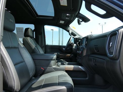 Certified 2022 Chevrolet Silverado 2500 High Country w/ Z71 Off-Road Package AWD/4WD image 14