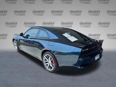 Used 2024 Dodge Charger Daytona Scat Pack w/ Plus Group AWD/4WD image 9