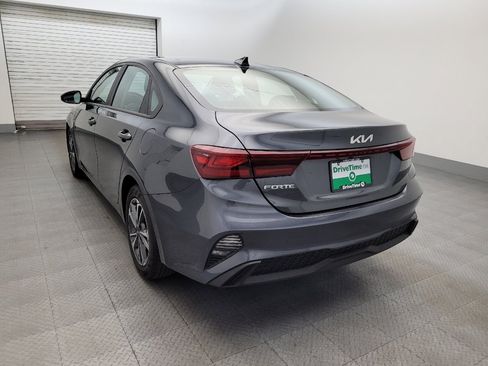 Used 2023 Kia Forte LXS FWD image 5