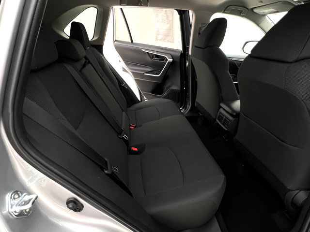 Used 2025 Toyota RAV4 LE AWD/4WD image 14