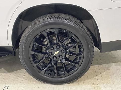 Used 2022 Chevrolet Tahoe LT w/ LT Signature Package AWD/4WD image 12