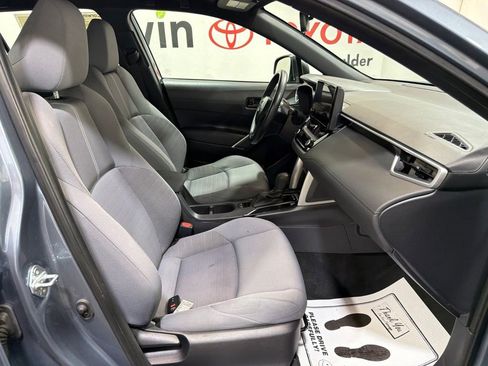 Used 2025 Toyota Corolla Cross AWD Hybrid image 11